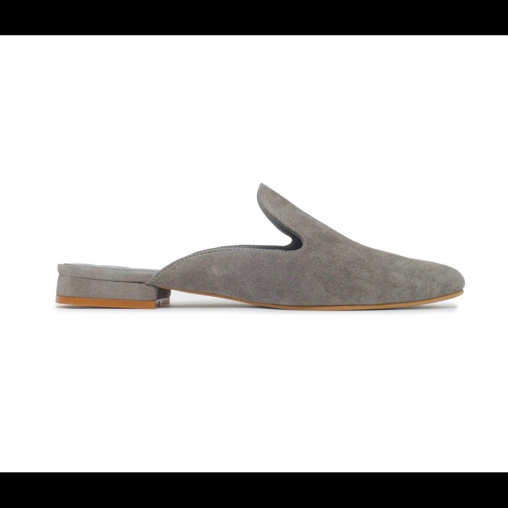ABLE Local & Global Lizabeth Charcoal Suede Sz 6.5